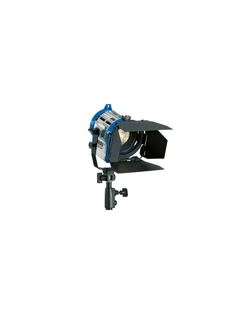 Arri - L0.79200.D - 300 PLUS MAN BLUE-SILVER 90 - 250 ~ SCHUKO from ARRI with reference L0.79200.D at the low price of 362.1. Pr