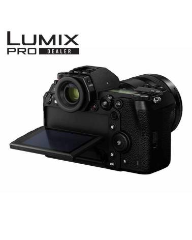 Panasonic S1R Lumix Mirrorless Camera Kit with 24-105mm Lens