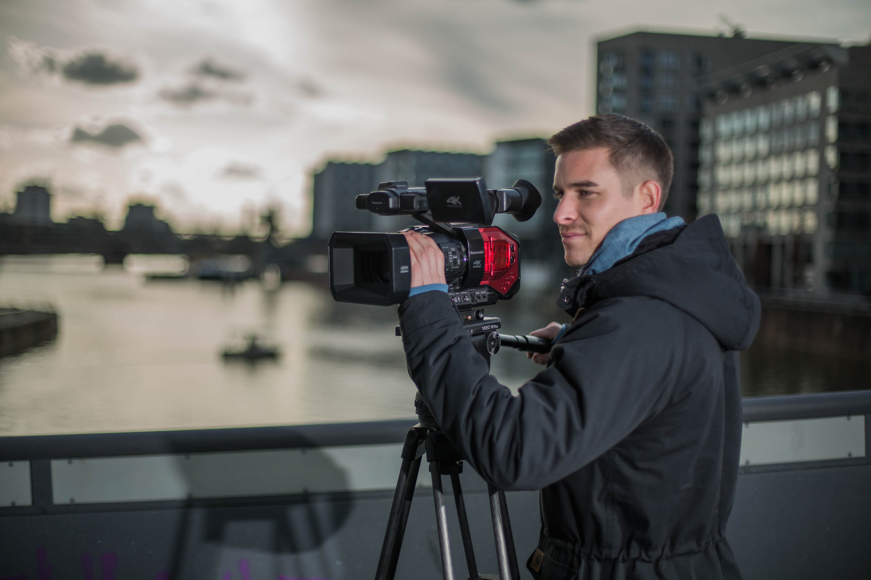 профессиональный видеоролик. профессиональная съемка. Blackmagic ursa 4k ef v2. видеокамера для съемки. профессиональный видеоролик.